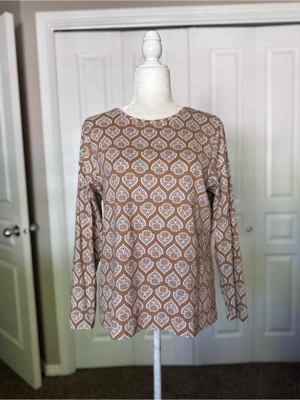 Croft & Barrow Long Sleeve Paisley Blouse size Large